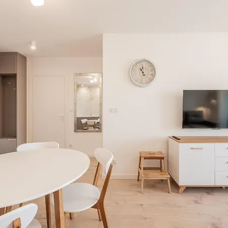 Horyzont Apartamenty -Bałtycka 22- Blisko morza, parking, śniadanie!!!-2